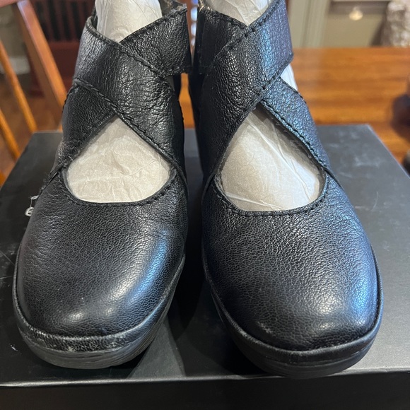 Fly London Shoes - Fly London shoes